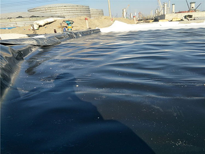 水池底部防滲防腐土工膜